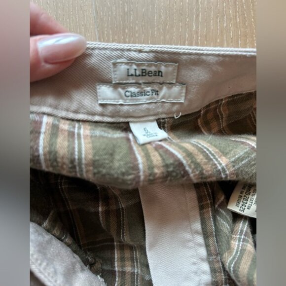 L.L. Bean Classic Fit Fleece-Lined Khakis – Straight Leg | Size 6 - Picture 3 of 11